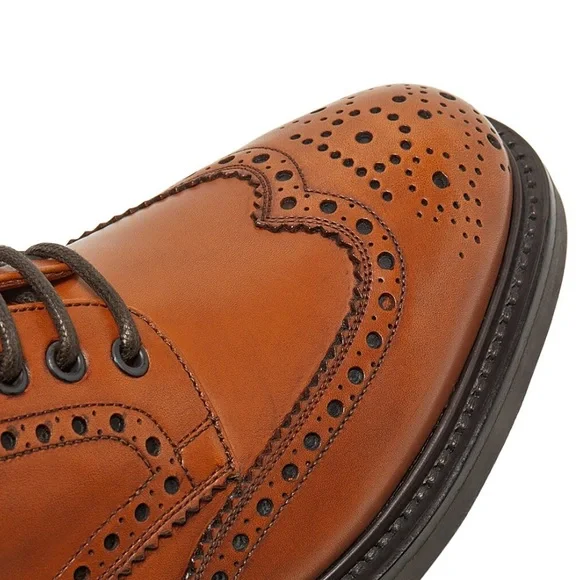 Salvatore Ferragamo Titus Wingtip Oxford Brown Leather Size 6 EEE NIB